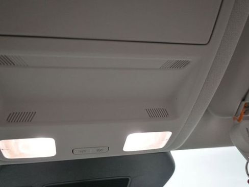 Used 2022 Ford Escape SE w/ Cold Weather Package image 17