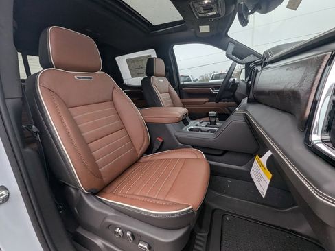 New 2026 GMC Sierra 1500 Denali Ultimate image 17