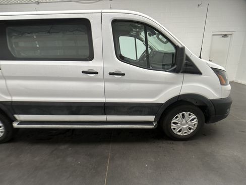 Used 2025 Ford Transit 250 Low Roof w/ Exterior Upgrade Package RWD image 9