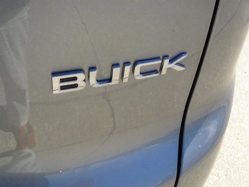 Used 2025 Buick Enclave Preferred AWD/4WD image 11