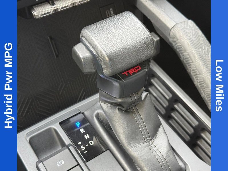 Used 2024 Toyota Tacoma TRD Sport AWD/4WD image 27