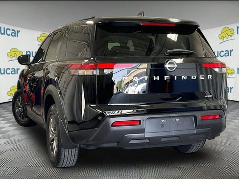 Certified 2024 Nissan Pathfinder S AWD/4WD image 4