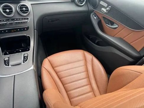 Used 2022 Mercedes-Benz GLC 300 4MATIC image 19