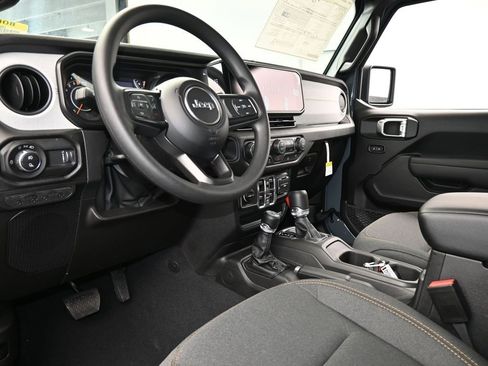 New 2026 Jeep Gladiator Sport image 12