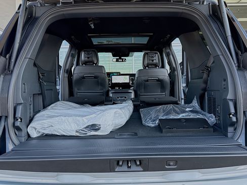 New 2026 Ford Expedition Platinum AWD/4WD image 7