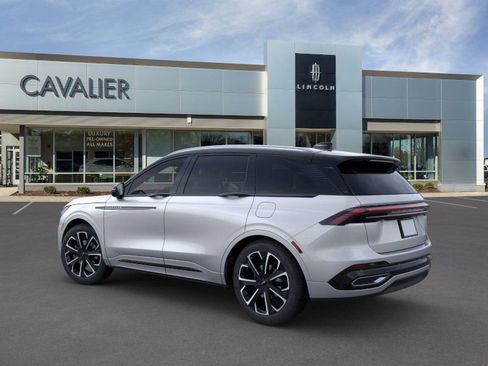 New 2025 Lincoln Nautilus Reserve image 4