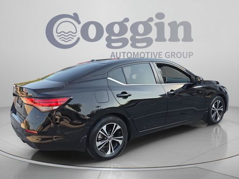 Used 2022 Nissan Sentra SV FWD image 5
