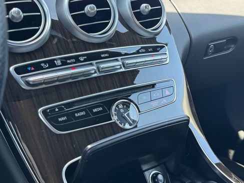 Used 2018 Mercedes-Benz C 300 4MATIC Sedan image 24