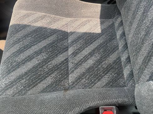 Used 2000 Honda CR-V EX image 17