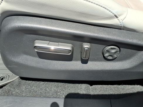 Used 2021 Honda CR-V Touring image 20
