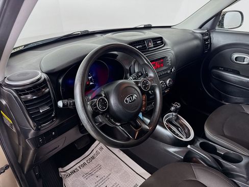 Used 2016 Kia Soul image 8
