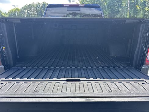 Used 2023 GMC Sierra 1500 AT4 w/ AT4 Premium Package AWD/4WD image 20