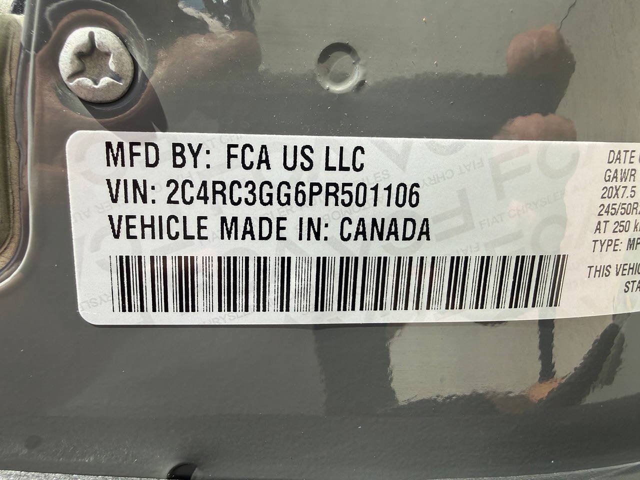 Used 2023 Chrysler Pacifica Limited w/ Uconnect Theater Family Group AWD/4WD image 45