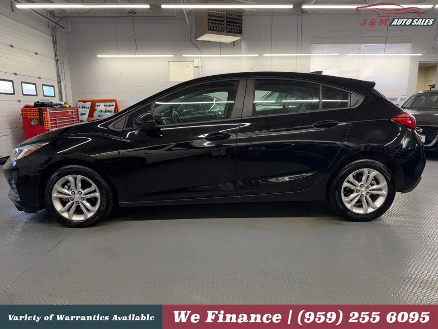 Used 2019 Chevrolet Cruze LS w/ LS Convenience Package FWD image 12