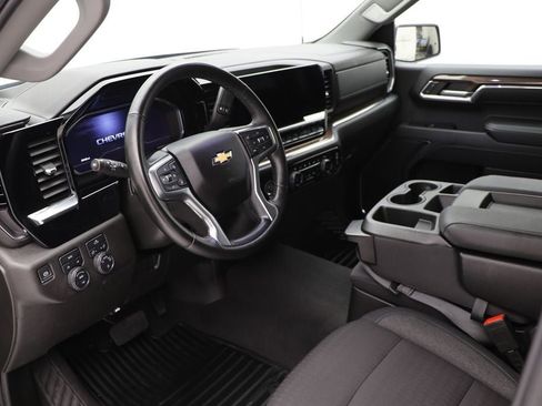 Used 2024 Chevrolet Silverado 1500 LT image 19