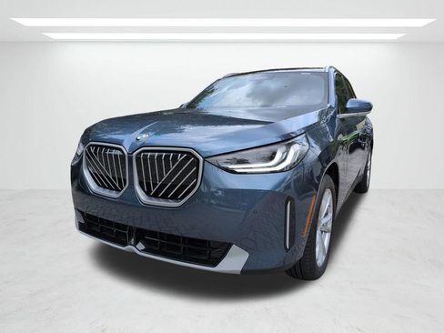New 2025 BMW X3 xDrive30i w/ Convenience Package AWD/4WD image 8