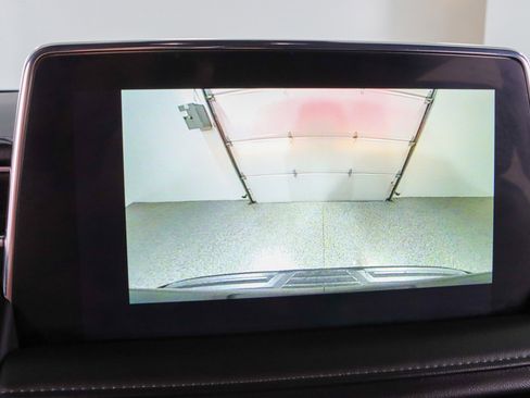 Used 2023 Chevrolet Suburban LT image 20