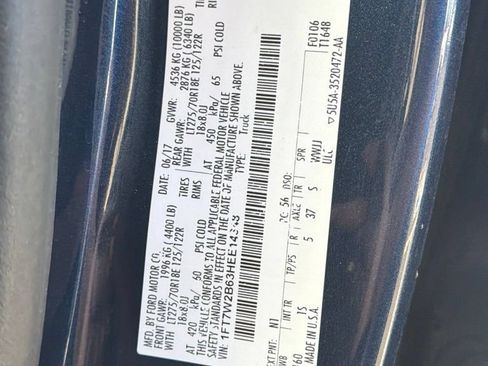 Used 2017 Ford F250 XL w/ STX Appearance Package AWD/4WD image 13