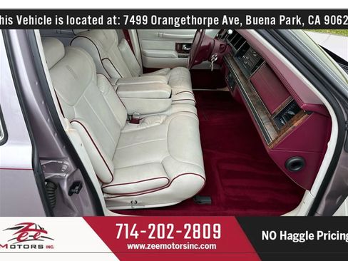 Used 1992 Lincoln Town Car Signature image 20