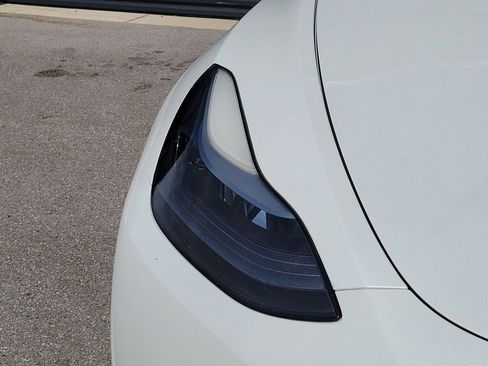 Used 2022 Tesla Model Y Performance AWD/4WD image 15