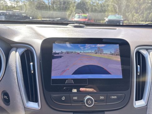 Used 2024 Chevrolet Malibu LT FWD image 20