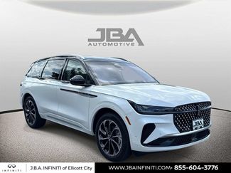 Used 2024 Lincoln Nautilus Reserve w/ Equipment Group 203A AWD/4WD video 1