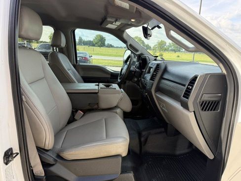 Used 2019 Ford F350 XL w/ Power Equipment Group AWD/4WD image 8