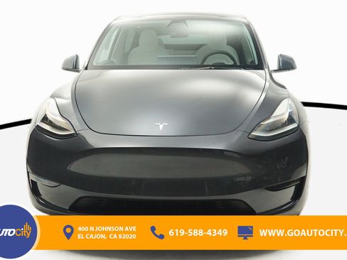Used 2021 Tesla Model Y Long Range image 4