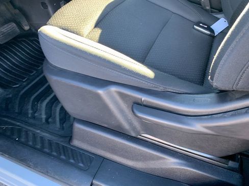 Used 2024 GMC Sierra 1500 Pro w/ Convenience Package image 16