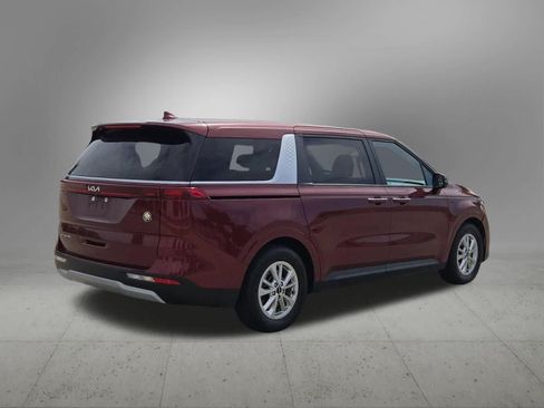 Used 2022 Kia Carnival LX FWD image 6