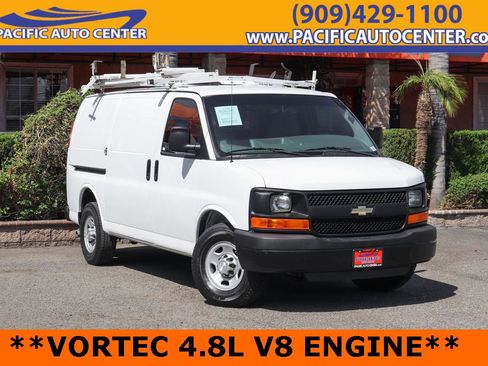 Used 2014 Chevrolet Express 2500 image 1