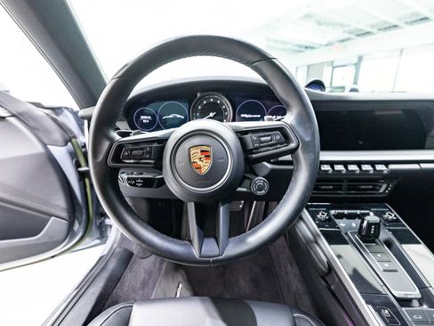 Used 2023 Porsche 911 Carrera image 44