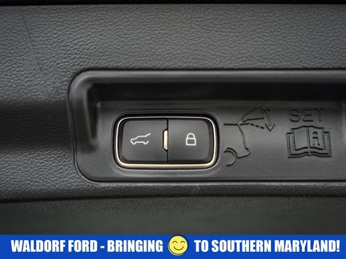 Certified 2025 Ford Explorer Platinum w/ Ultimate Package image 13