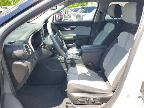 Certified 2023 Chevrolet Blazer LT w/ Convenience Package FWD image 5