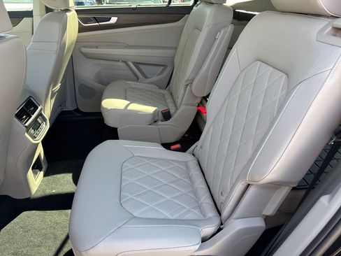 New 2026 Volkswagen Atlas SEL Premium R-Line AWD/4WD image 11