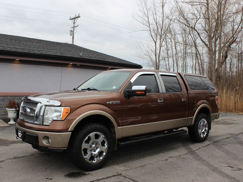 Used 2011 Ford F150 Lariat w/ Lariat Chrome Pkg image 11