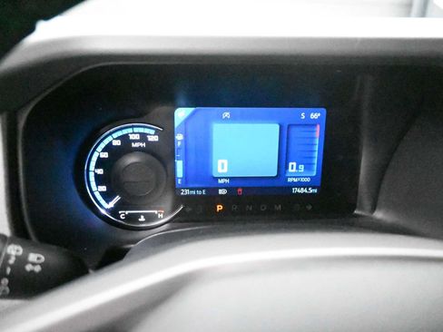 Used 2024 Ford Bronco Big Bend image 7