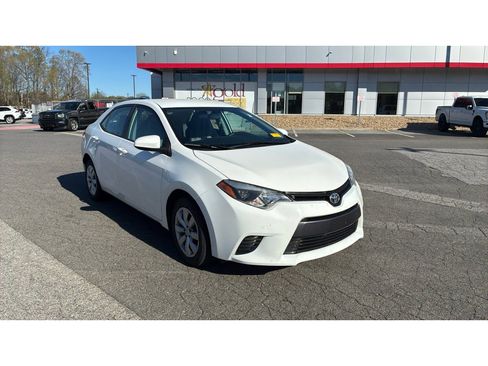 Used 2016 Toyota Corolla LE image 14