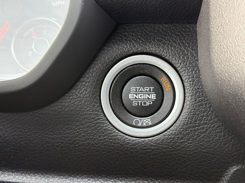 Used 2023 RAM 2500 Tradesman AWD/4WD image 18