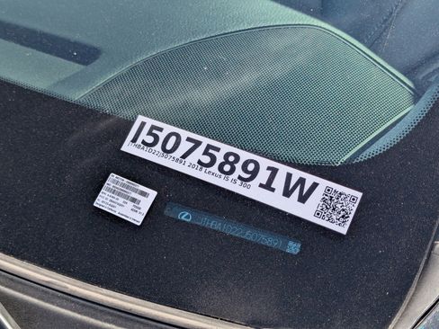 Used 2018 Lexus IS 300 F Sport image 32