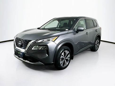 Used 2023 Nissan Rogue SV image 3