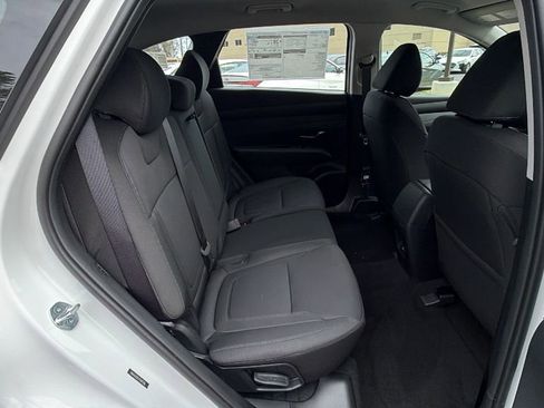 New 2026 Hyundai Tucson SE image 17