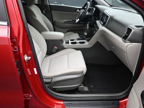 Used 2018 Kia Sportage LX w/ LX Popular Package AWD/4WD image 9