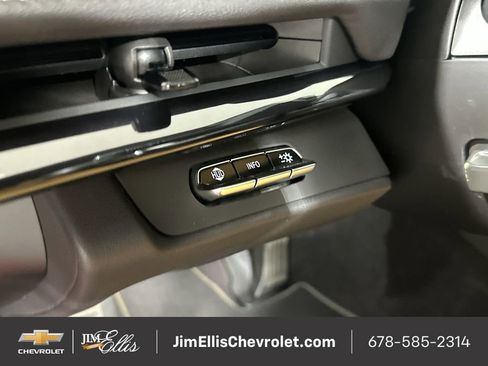 Certified 2023 Chevrolet Corvette Stingray Preferred Conv w/ Stealth Interior Trim Package image 12