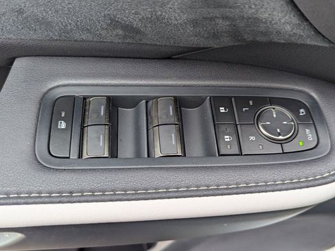 New 2026 Lexus TX 500h AWD image 18