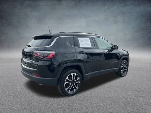 Certified 2022 Jeep Compass Limited image 4