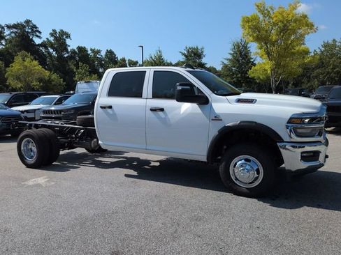 New 2026 RAM 3500 Tradesman AWD/4WD image 2