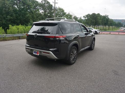 Used 2023 Nissan Pathfinder SL w/ SL Premium Package FWD image 23