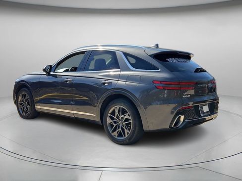 Used 2022 Genesis GV70 2.5T w/ Select Package image 8