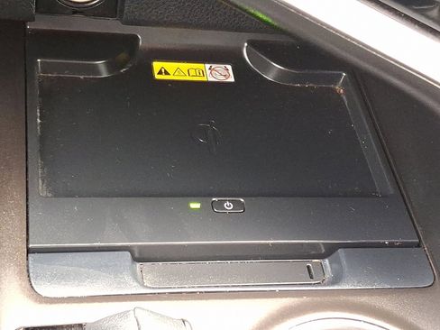 Used 2023 Toyota Camry XSE image 24